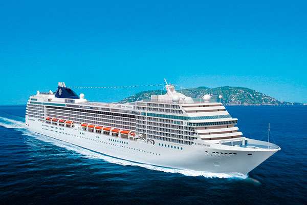 Vista de los icebergs desde el Norwegian Star en la Antártida