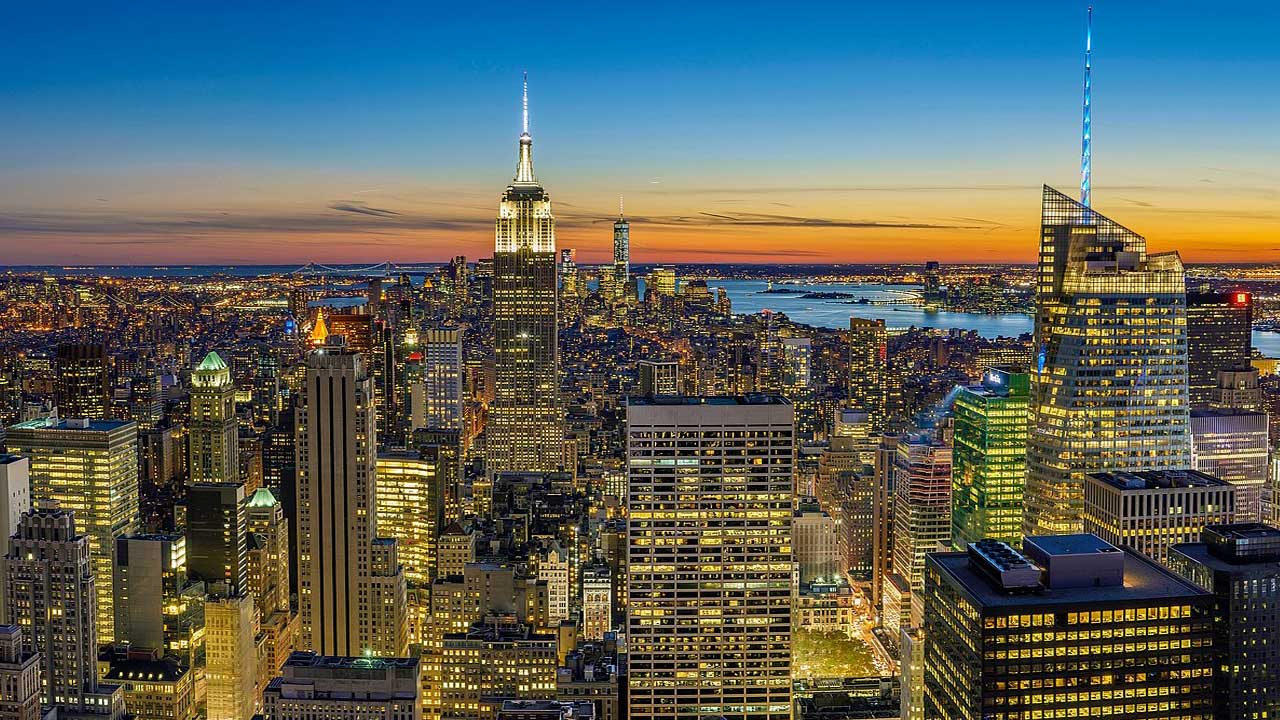 5 Experimenta lo mejor de Nueva York: icónicas plazas, barrios históricos y vistas impresionantes, todo en un viaje inolvidable de cinco días.