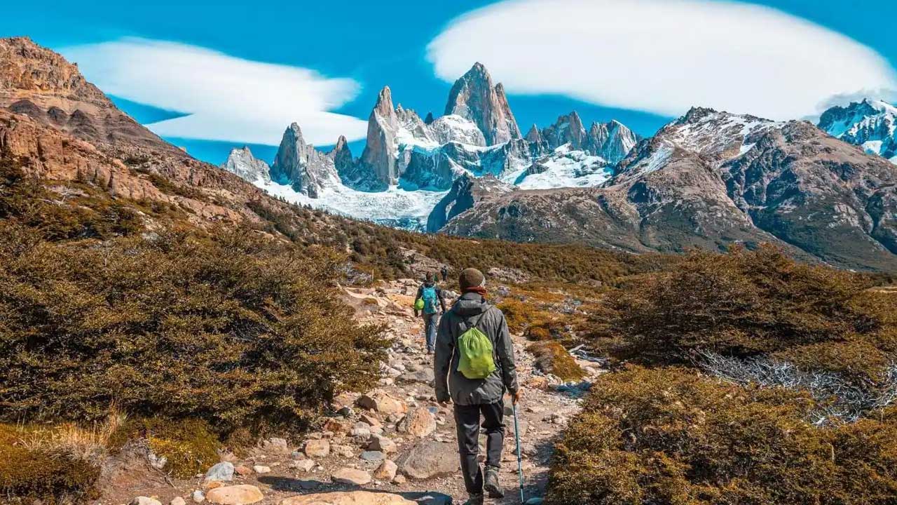 6 Explora la Patagonia en 6 días: trekking en Fitz Roy, Glaciar Perito Moreno y más. Incluye vuelos, alojamiento y guías