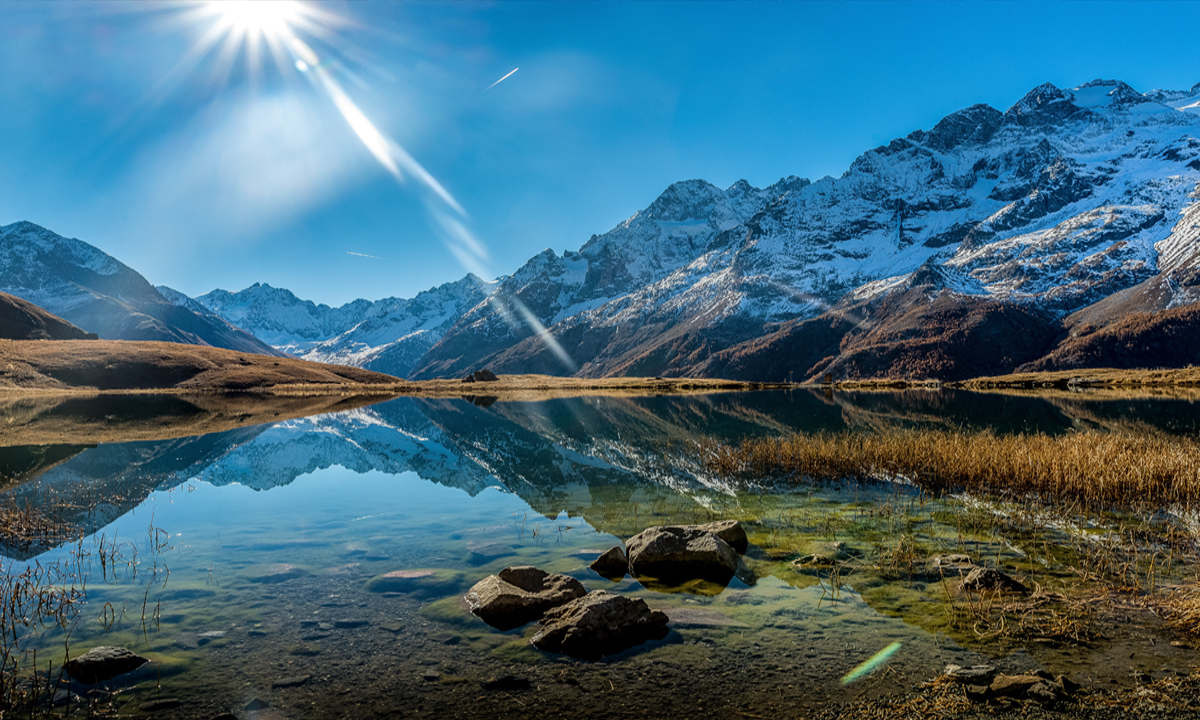 4 Tours únicos por Mendoza, desde el majestuoso Aconcagua hasta viñedos legendarios. Aventuras montañosas y degustación de vinos te esperan