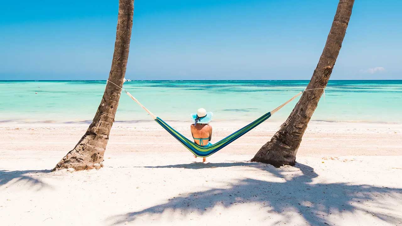 3 Experimenta el tour todo incluido a Punta Cana. Playas paradisíacas y aventuras te esperan del 18 al 25 de julio de 2024.